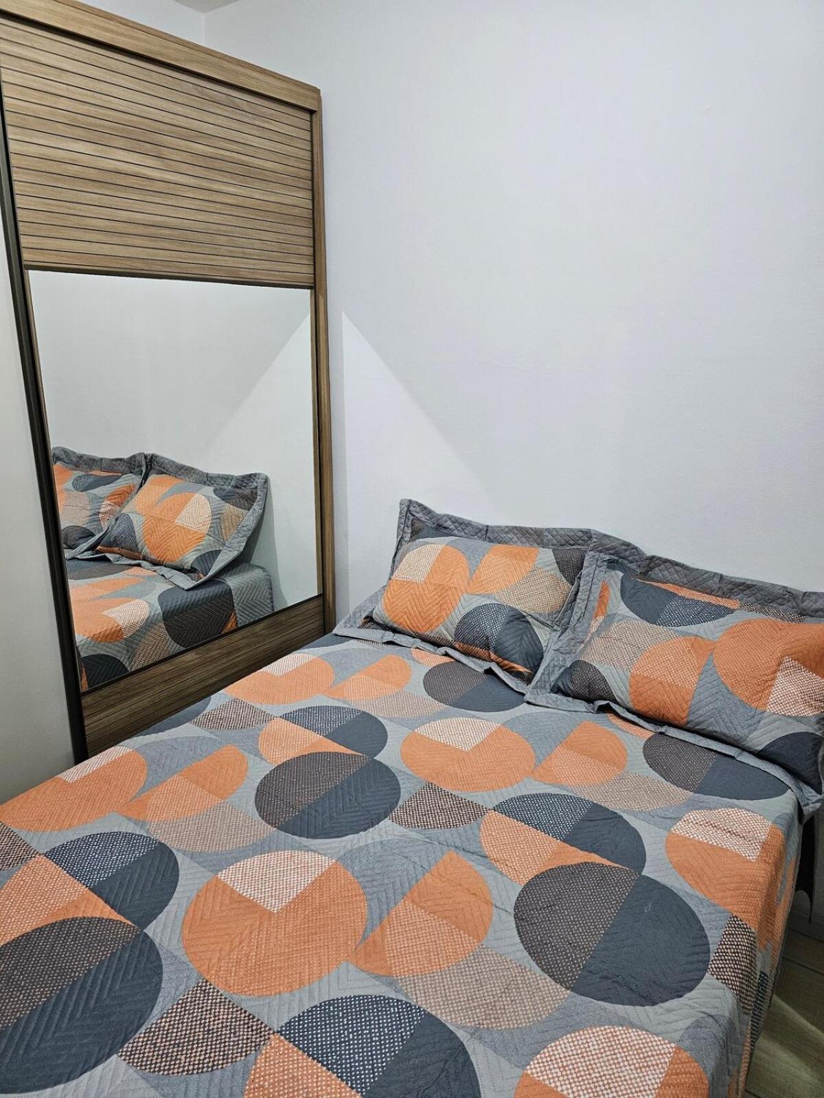 Apartamento Consulado Americano, 40 Metros Do Consulado Com Garagem *