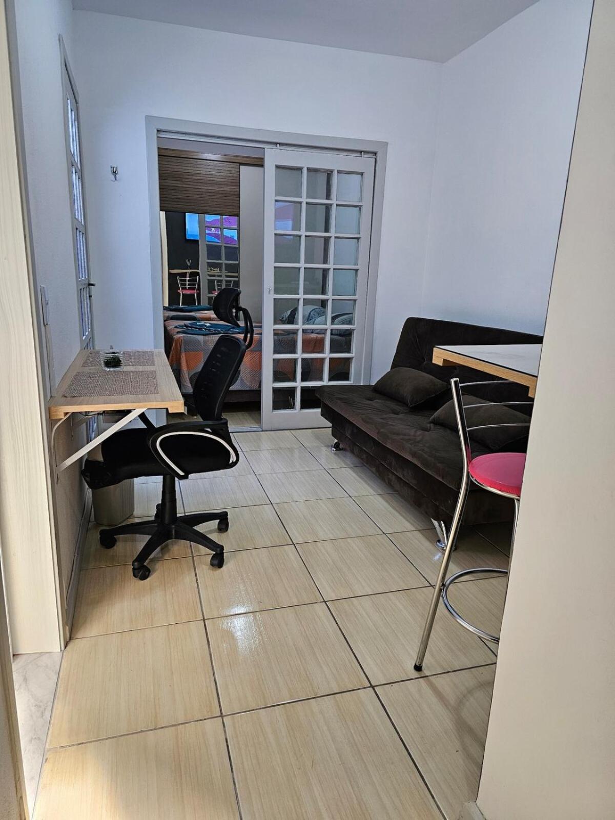 Consulado Americano, 40 Metros Do Consulado Com Garagem Porto Alegre